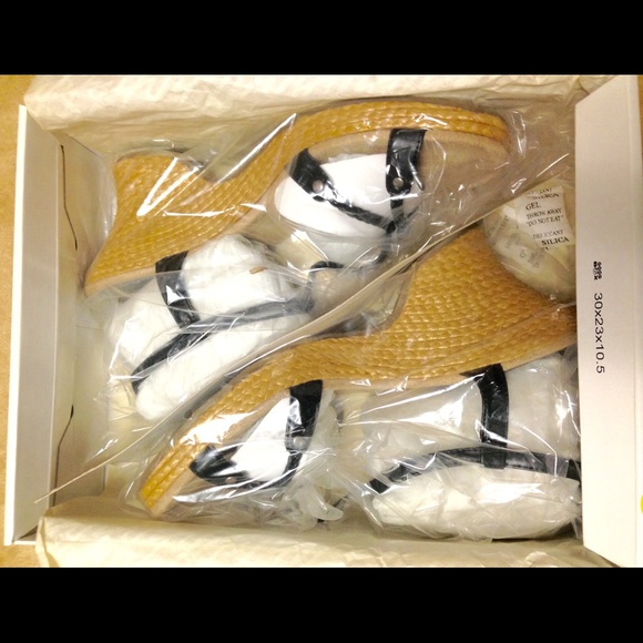 Black Wedge Sandals "Unlisted" brand - Picture 3 of 6